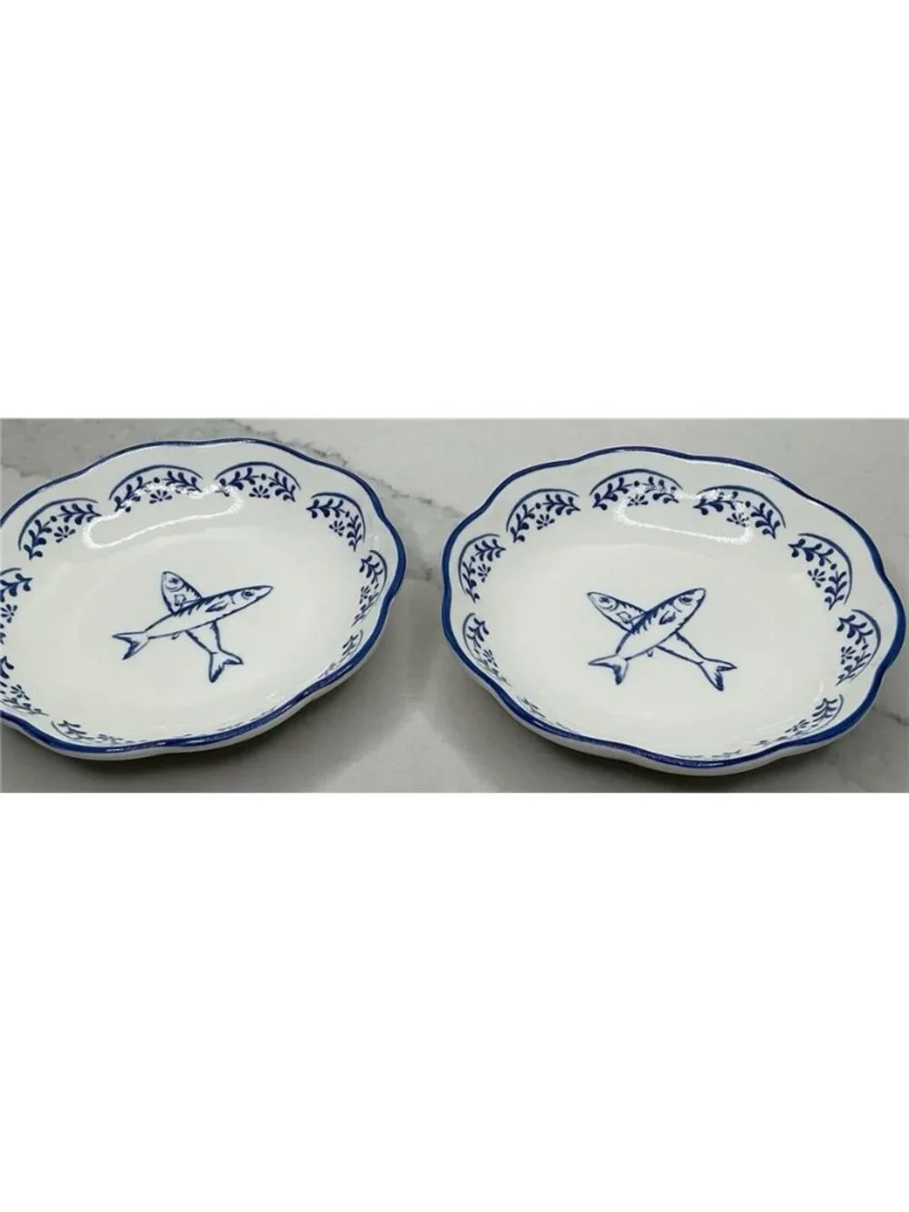 2 Small Cat Bowl, Pet Bowl, Pretty Blue & White Pet Food Dish FISH Ceramic New